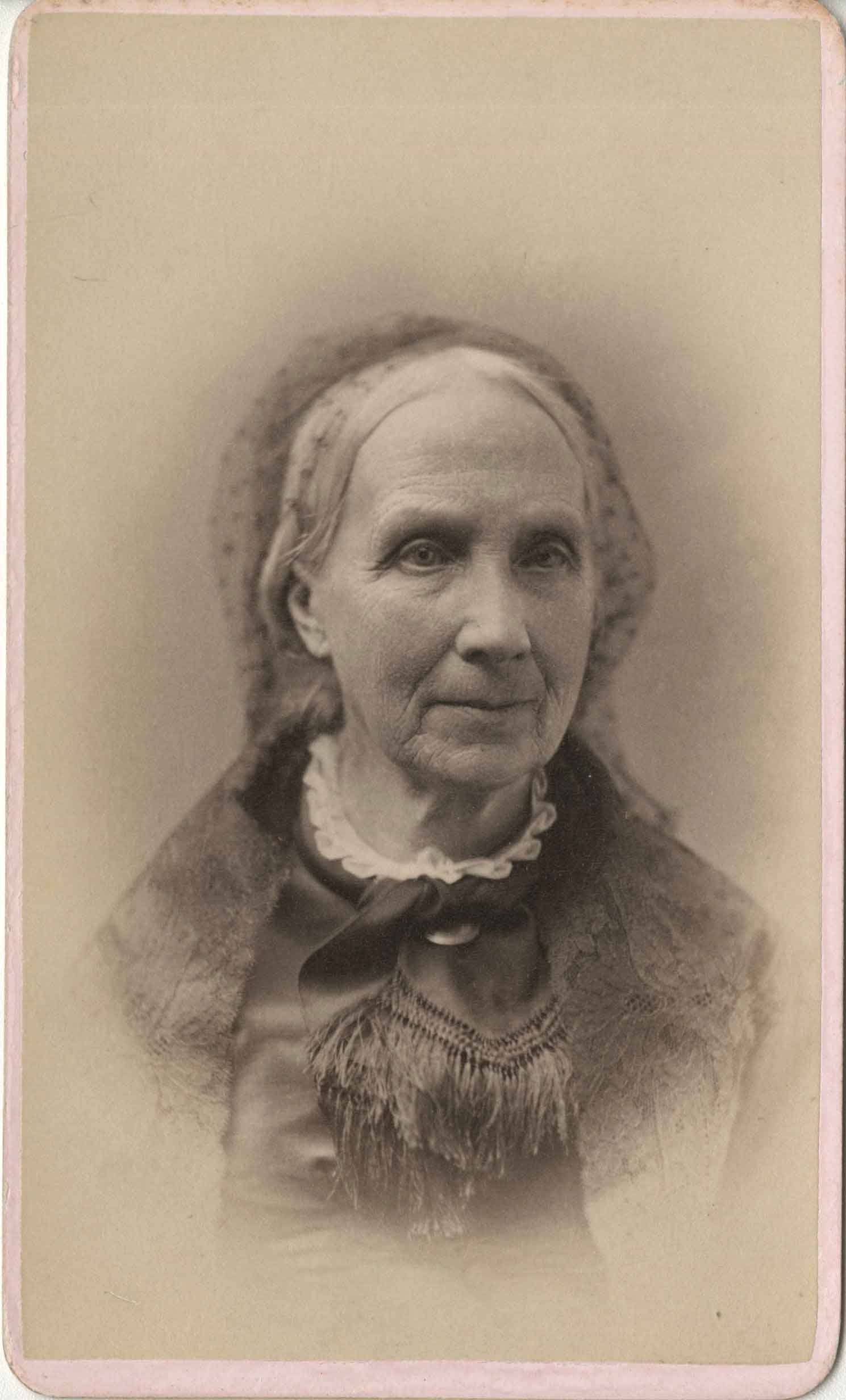 AnnBigelow001.jpg